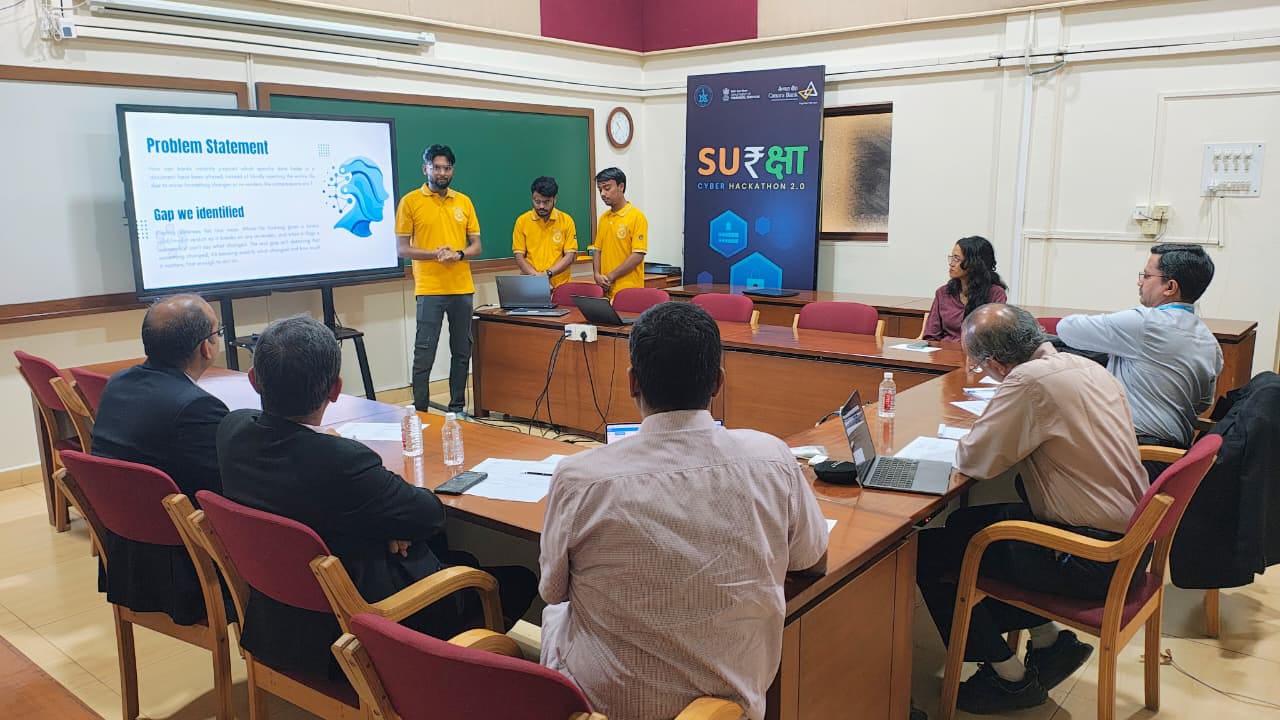 बेंगलुरु में आयोजित ‘सुरक्षा 2.0’ कार्यक्रम में मोहम्मद अदीब खान ने प्रस्तुत किया ‘RAFT’ सॉफ्टवेयर, किया बदायूं का नाम रोशन